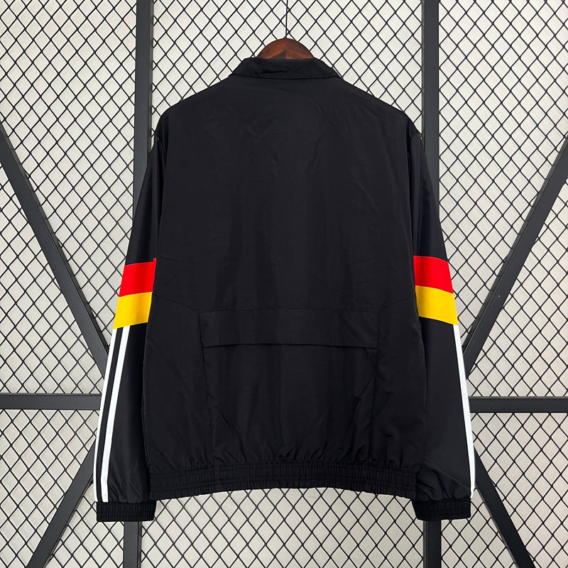 Abrigo Impermeable Alemania 2024