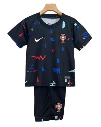 Camiseta y Pantalones para niños Portugal 24/25