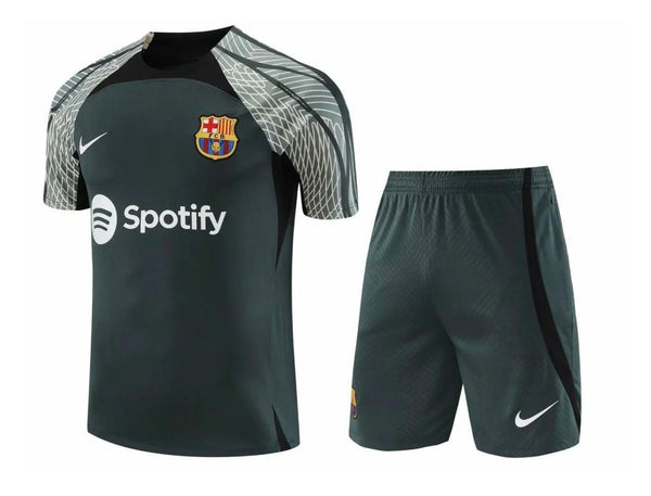 Camiseta y Pantalón corto de entrenamiento FC Barcelona 23/24