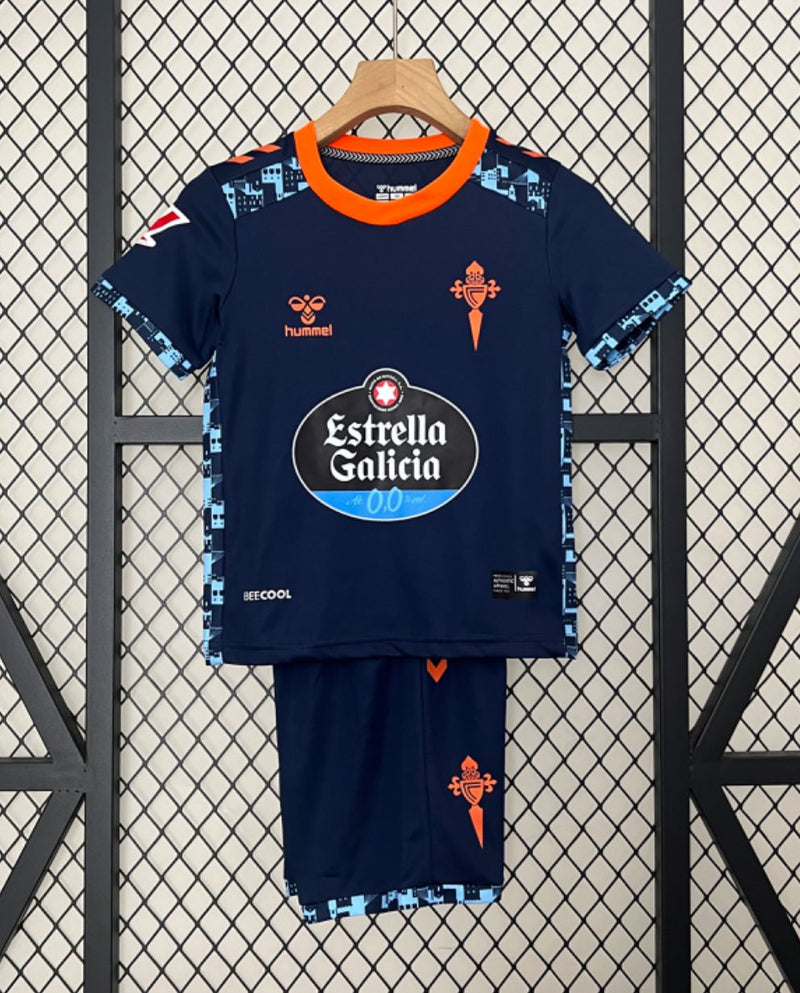 Camiseta y Pantalones para niños RC Celta Away 24/25
